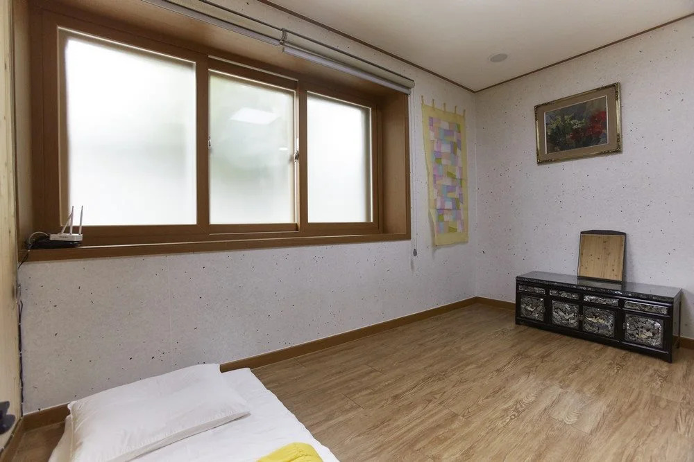 Go Woon Dang Hanok Guest House