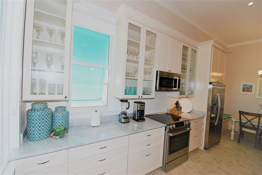 Coastal - Private Home Close To Beach & Bay 2 Bedroom Home by RedAwning