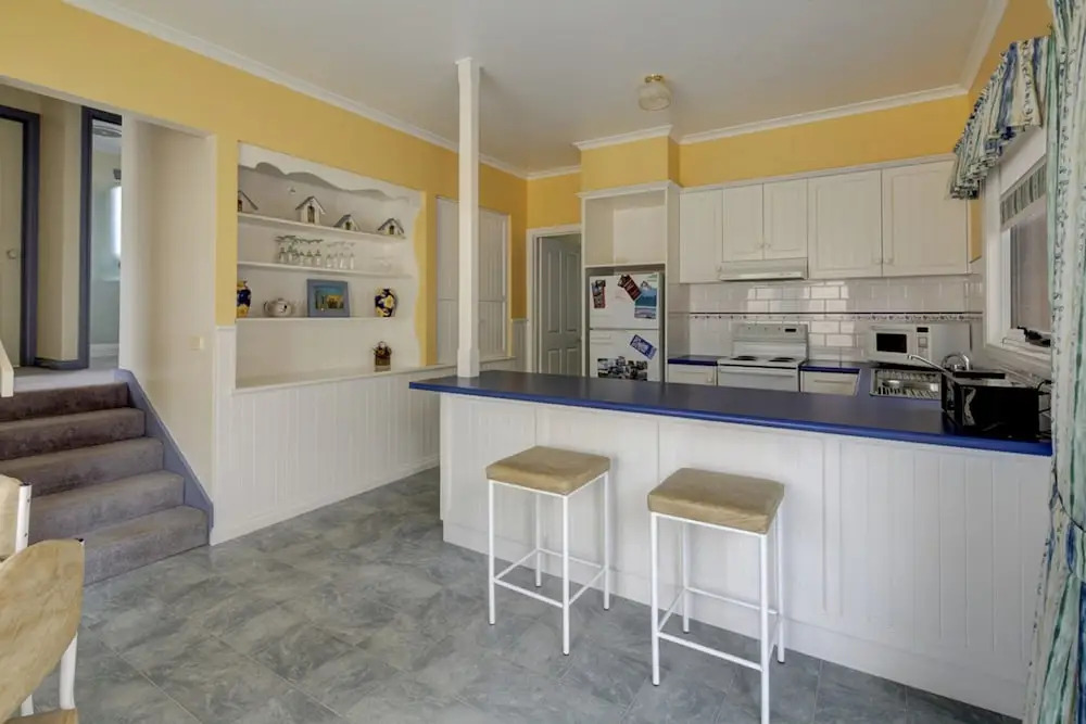 Beach Breeze Apartment