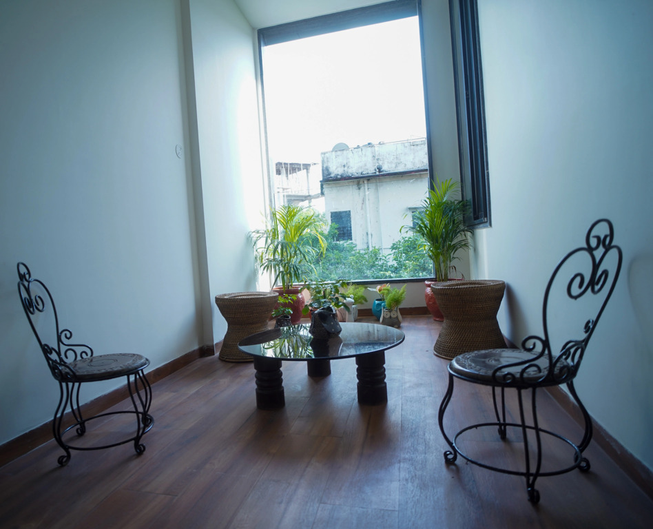 Hotel Lunar Stays