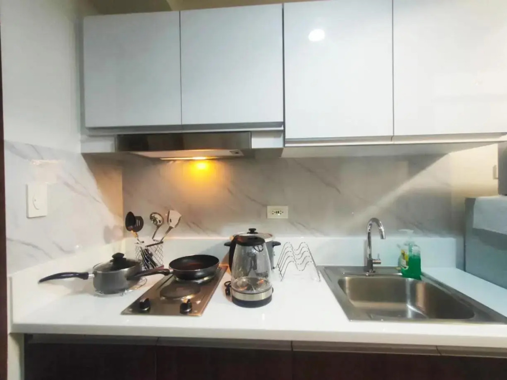 Fully Furnished 1 Bedroom at SMDC Air Residence with Balcony City View