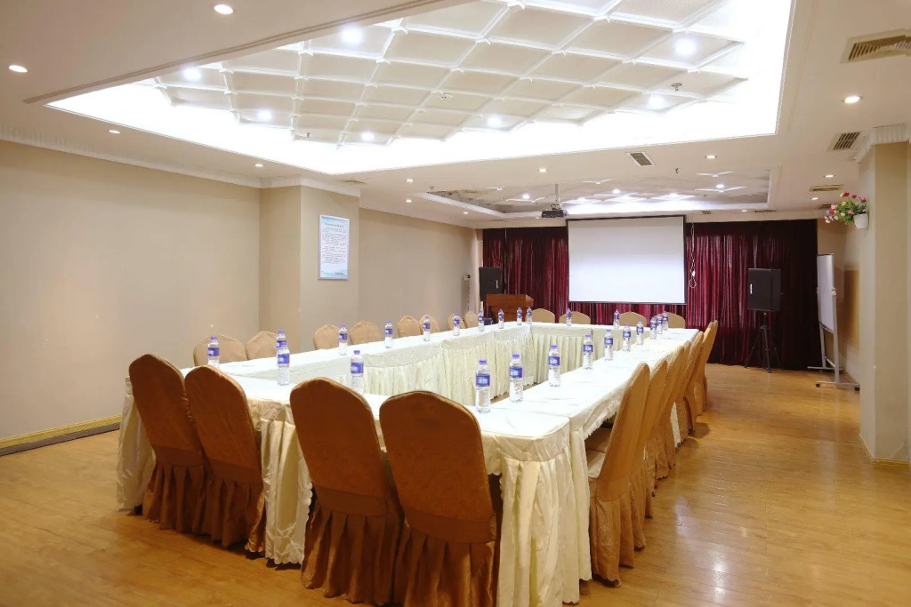 Elan Inn Chengdu Chunxi Taisheng Road