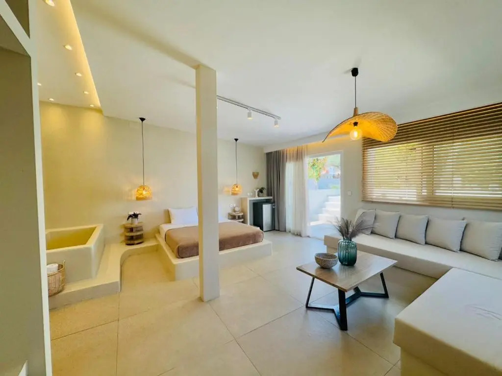 Haris Hotel by Diomedes Group