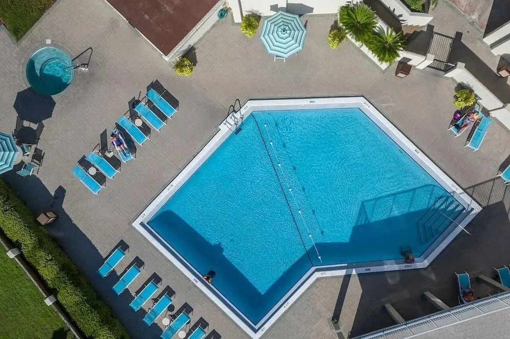 Inlet Reef 517 2 Bedrooms 2 Bathrooms Condo