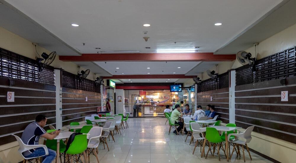 Check Inn Bacolod by RedDoorz
