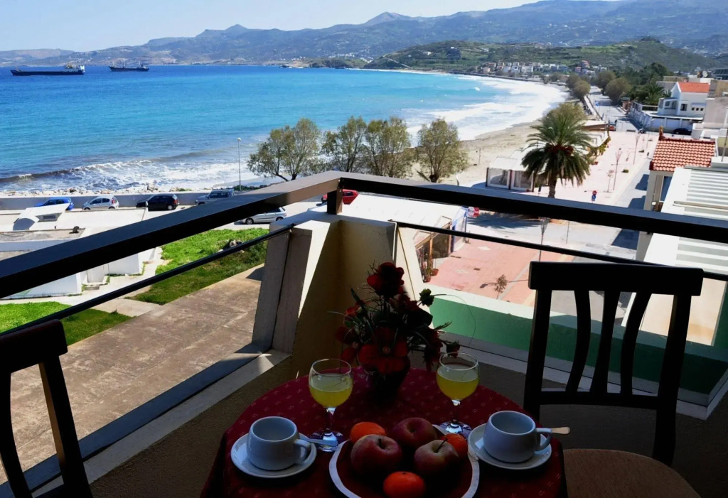 Elysee Hotel