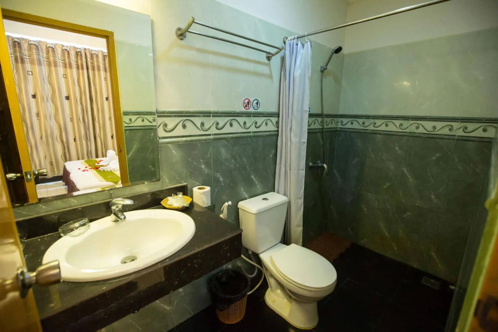 Hang Neak Hotel