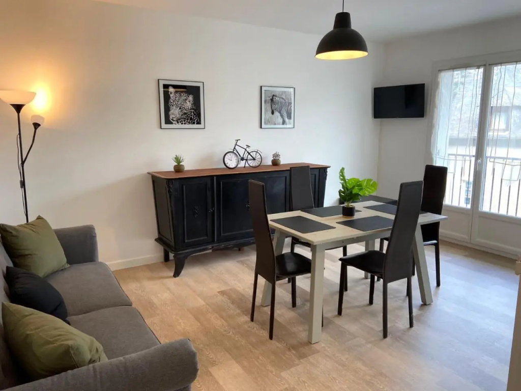 l'oustal app centre ville d'Espalion