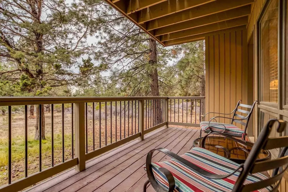 Ski House 144