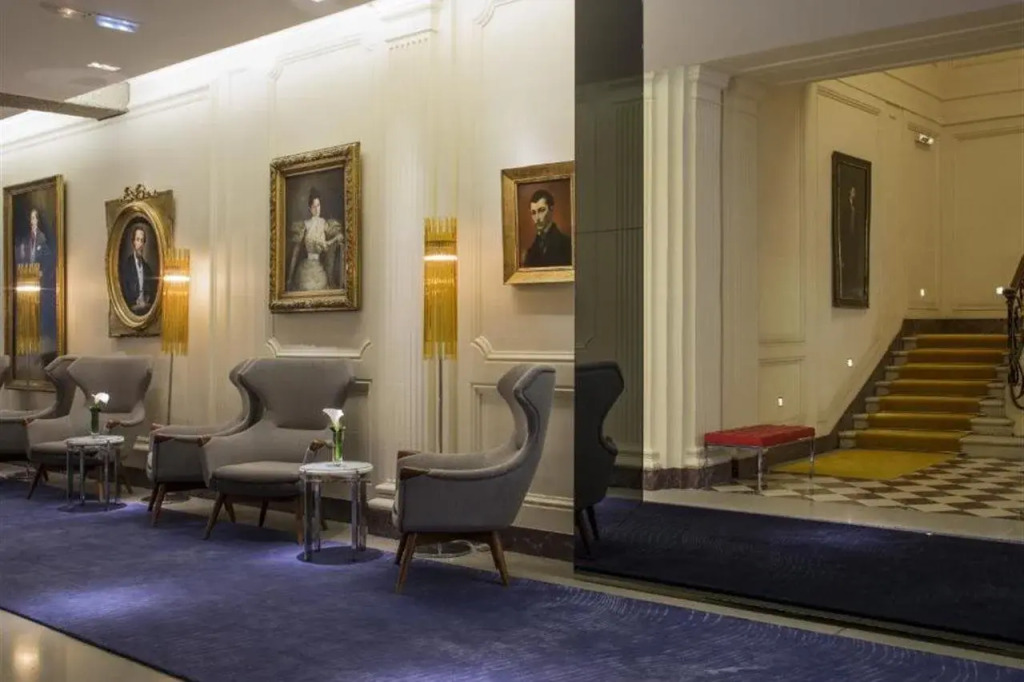 Hôtel De Sers Champs Elysées Paris