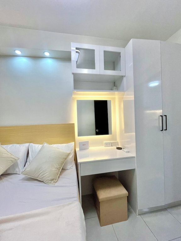 Urban Deca Homes Banilad By Gerra