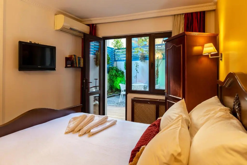 Şebnem Hotel