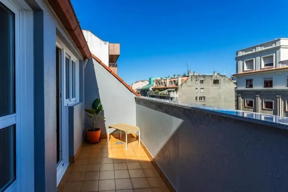 Vigo Bay Apartments by Olala Homes