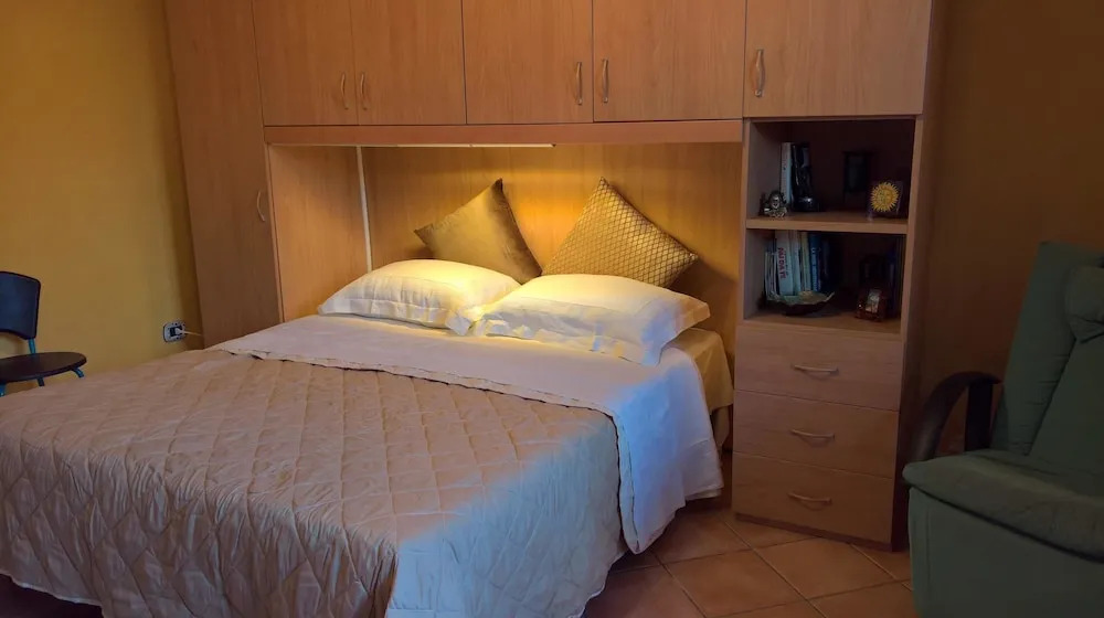 House With one Bedroom in Buccino, With Wonderful Mountain View, Enclo