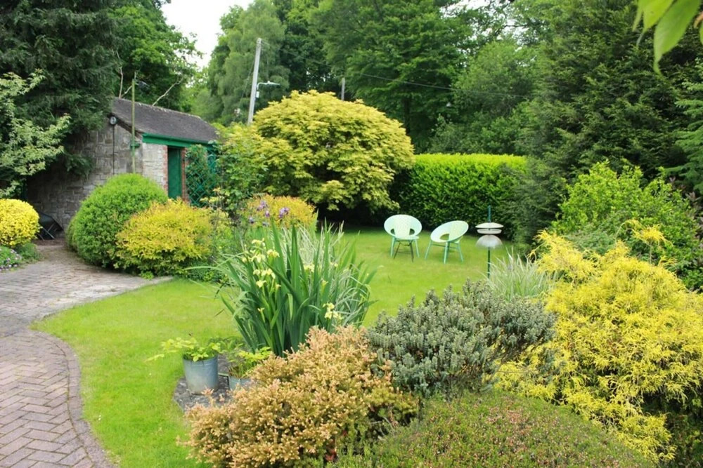 Colourful Forest of Dean Pikehouse
