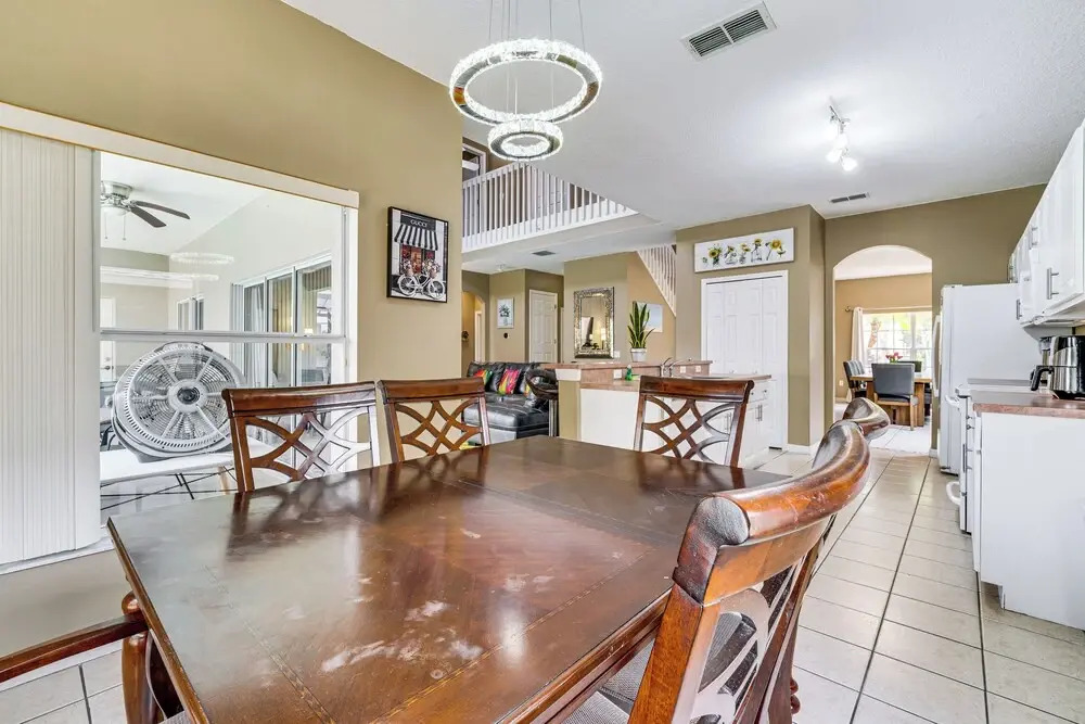 10 Mi to Parks: Spacious Kissimmee Home w/ Lanai!