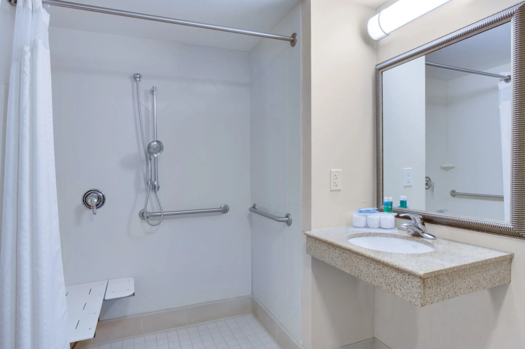 Holiday Inn Express Hotel & Suites Fort Myers East - The Forum by IHG