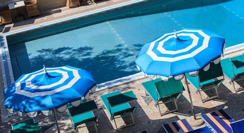 Hotel La Plaja