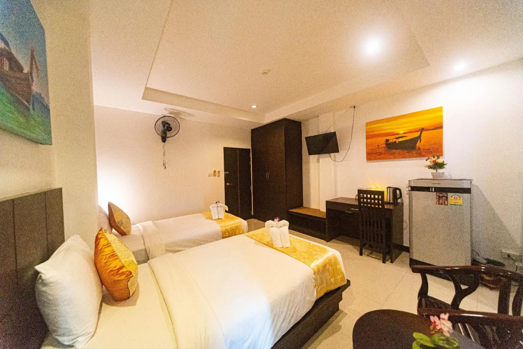 Q Victory Patong Hotel