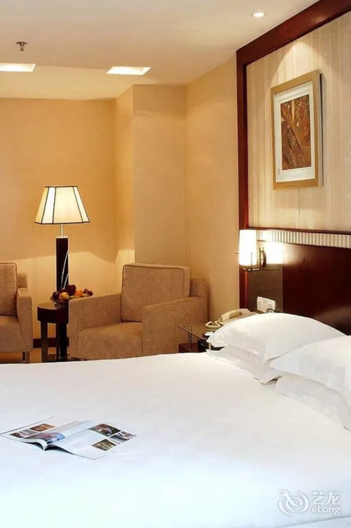 Gaoxiong Hotel