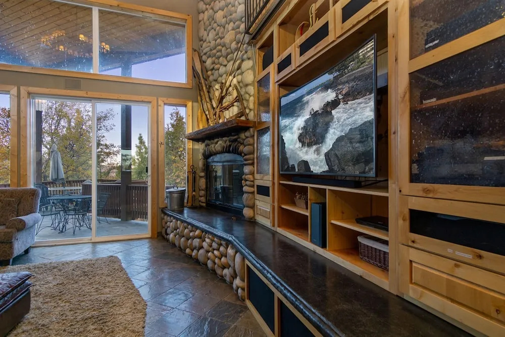 Grand Forest Lodge-1884 by Big Bear Vacations