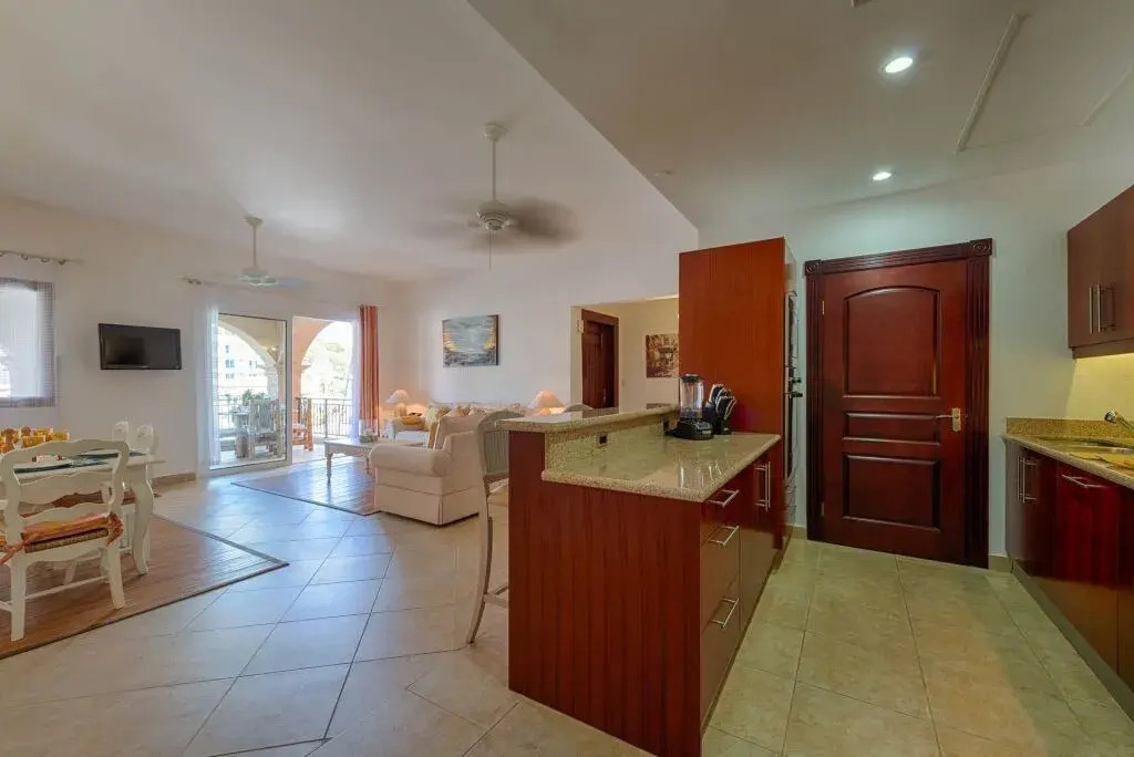Dream Villa Cupecoy-550