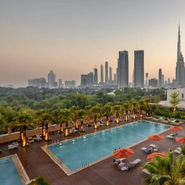 Silkhaus Furnished Burj Khalifa View Pool Gym