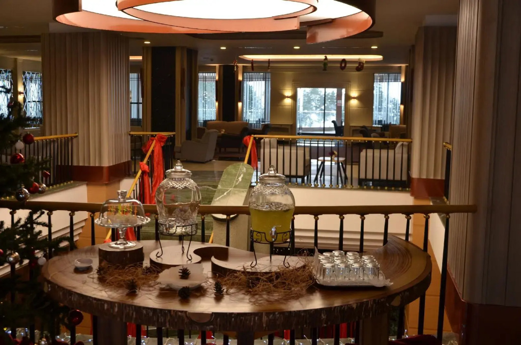 Palan Hotel