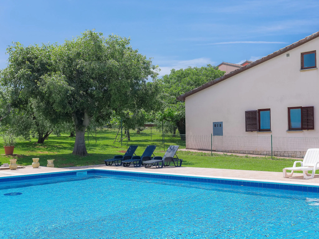 Holiday Home Licia by Interhome