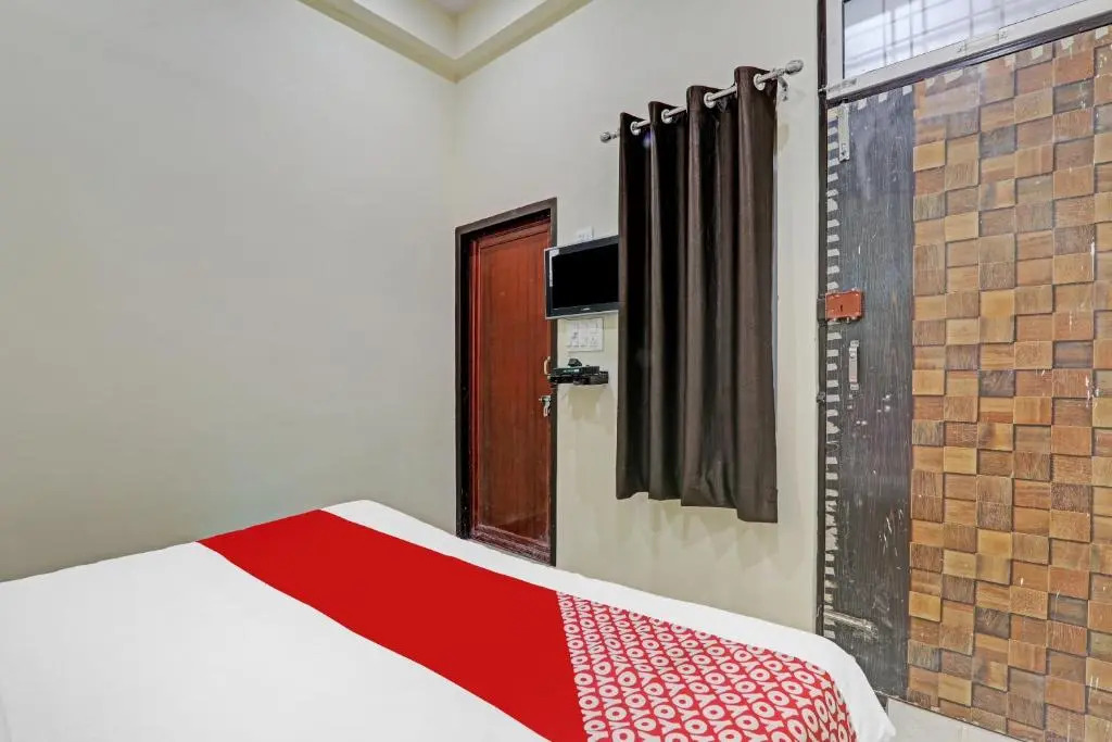 OYO 85565 Hotel Classio Grand