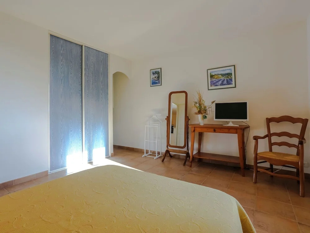 Holiday Home in Bormes-les-Mimosas near Sea