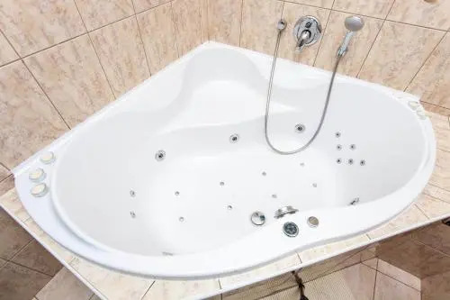 Chaloupka na Skále