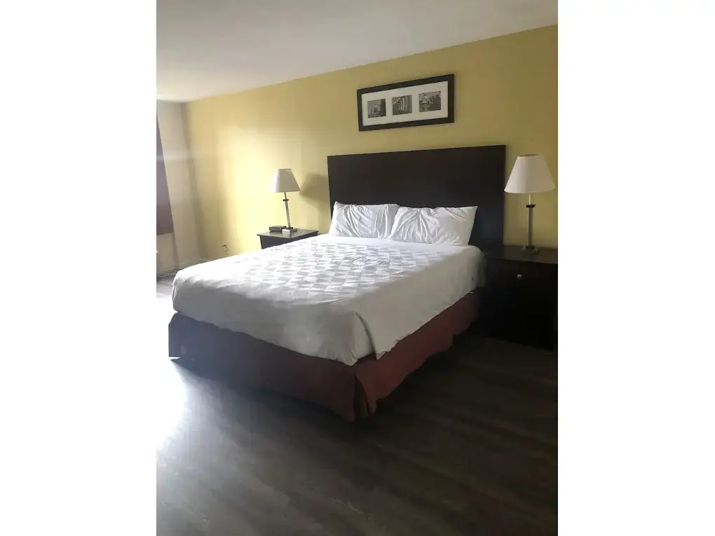 America's Inn