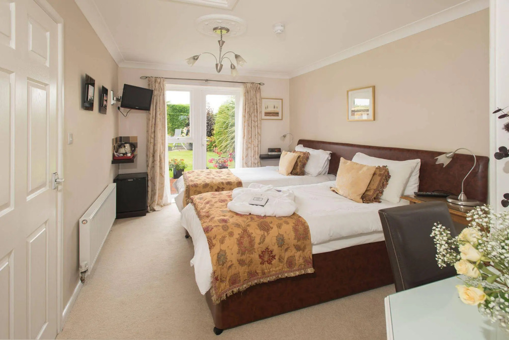 Clairmont Guest House