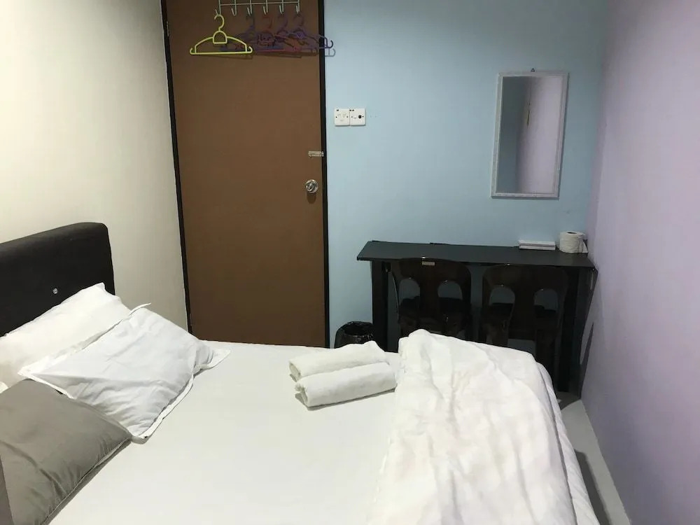 Kuching Transit Inn