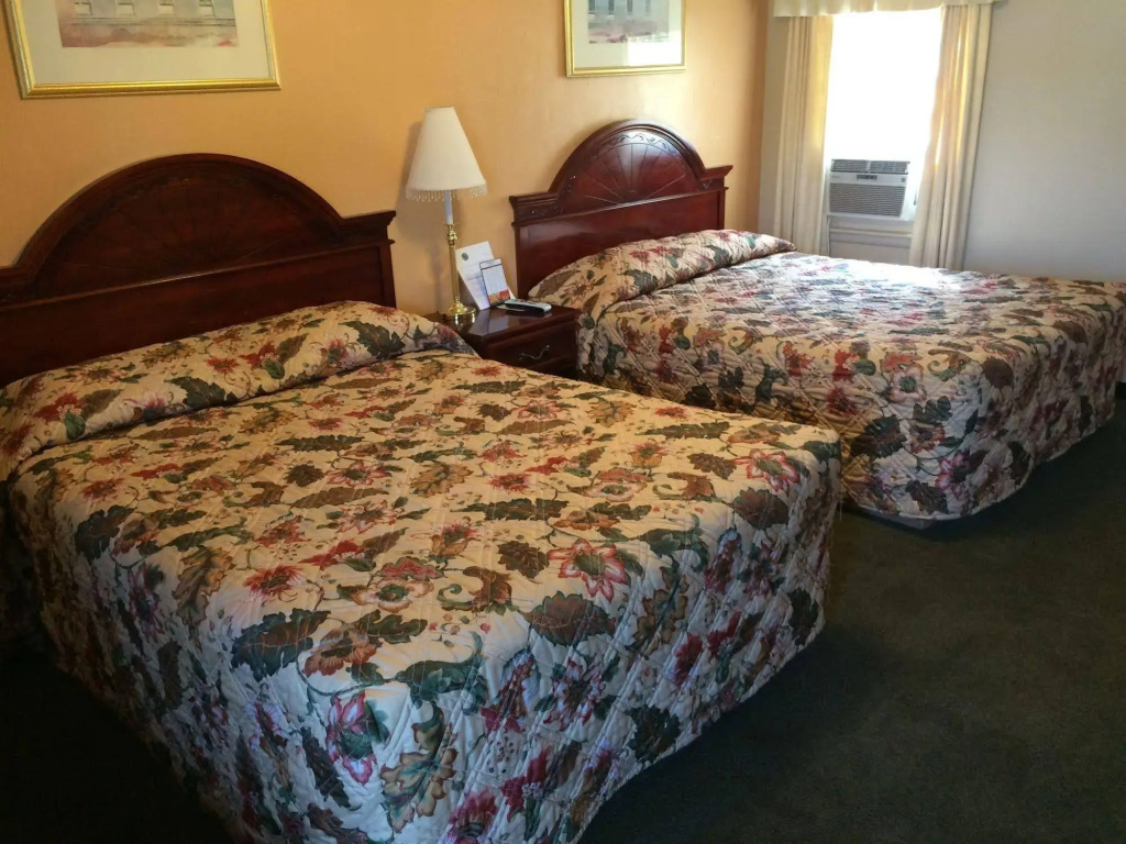 Howards Motel