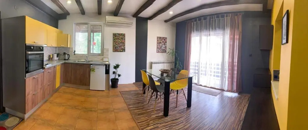 Trakia Street Apartment
