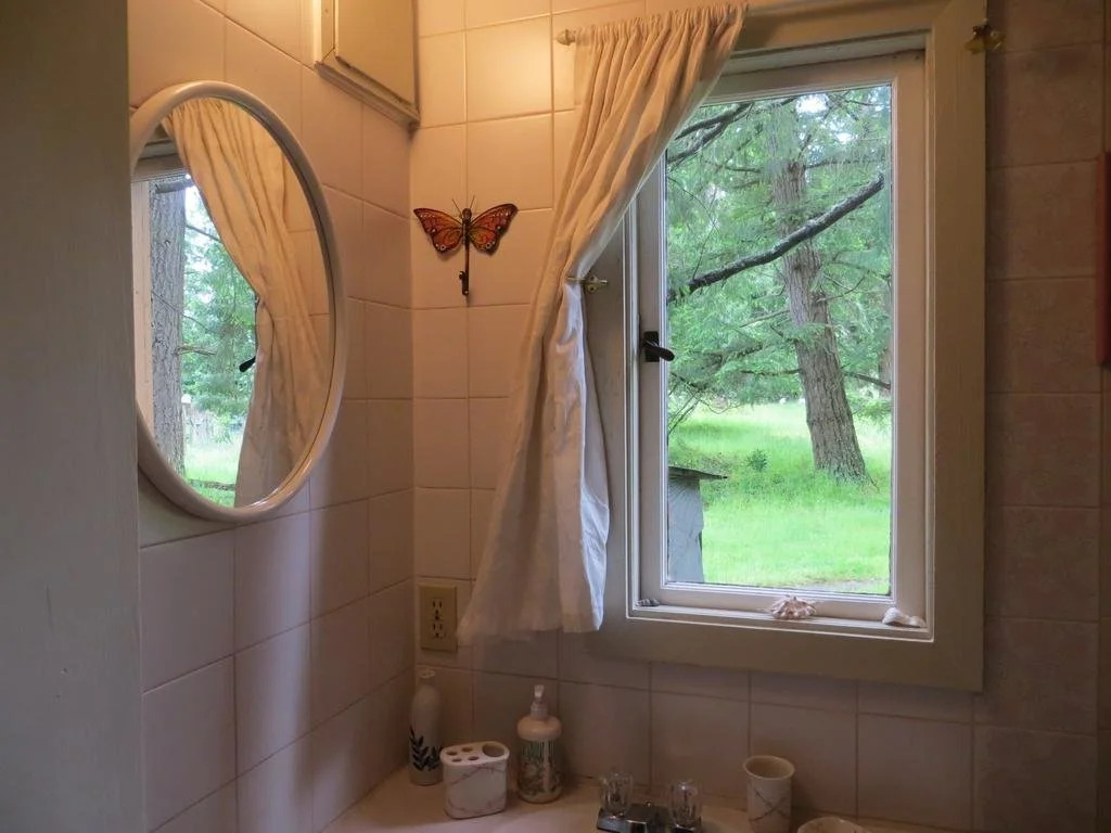 Raylia Cottage
