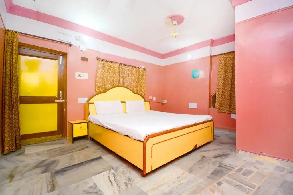 Locham Guest House by OYO Rooms