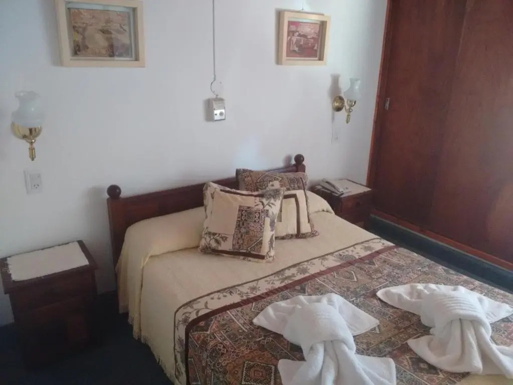 Hotel Demi