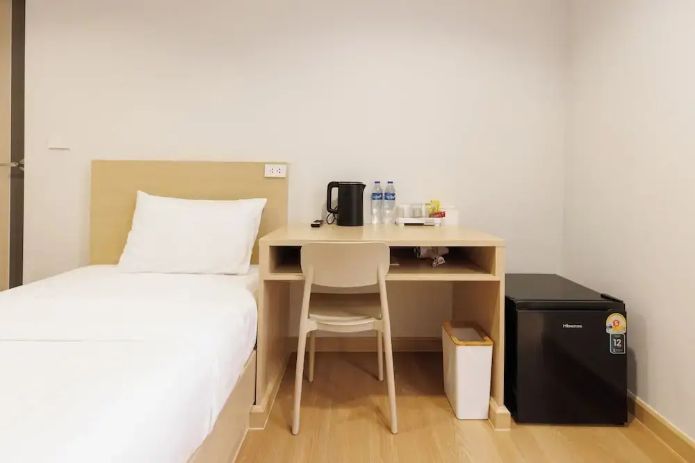 Takka Hotel - Bearing