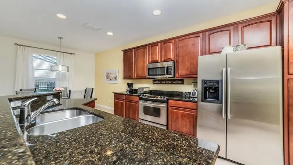 Villa 2625 Pawnall Windsor Hills
