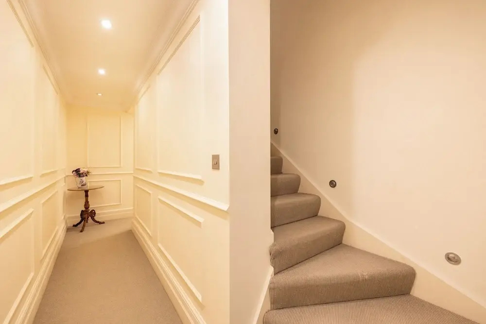 Large 4-bed 8-guests W/patio 1841 House Paddington