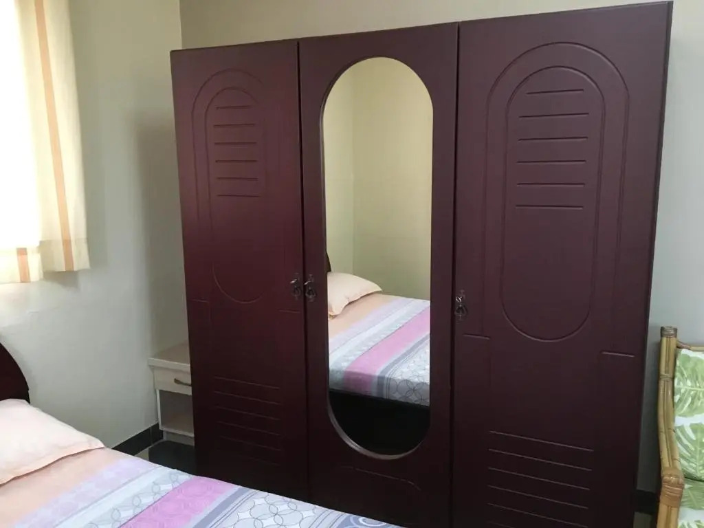 Br Court Apartments