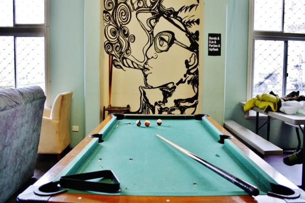The Hive Hostel - Traveler Friendly, Passport Only