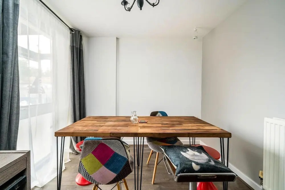 2 Bed Apartment Near Mark Street Gardens