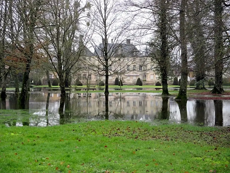 Château des Monthairons Hôtel Restaurant GastroMaison Spa privatif