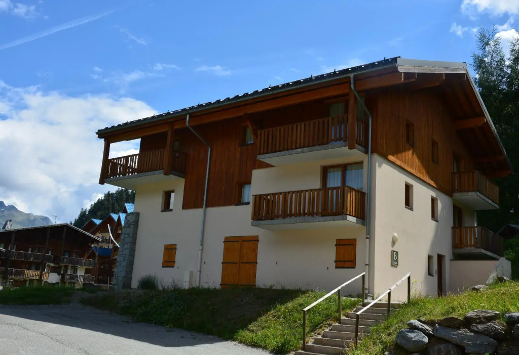 Vacancéole - Résidence Les Chalets de la Ramoure