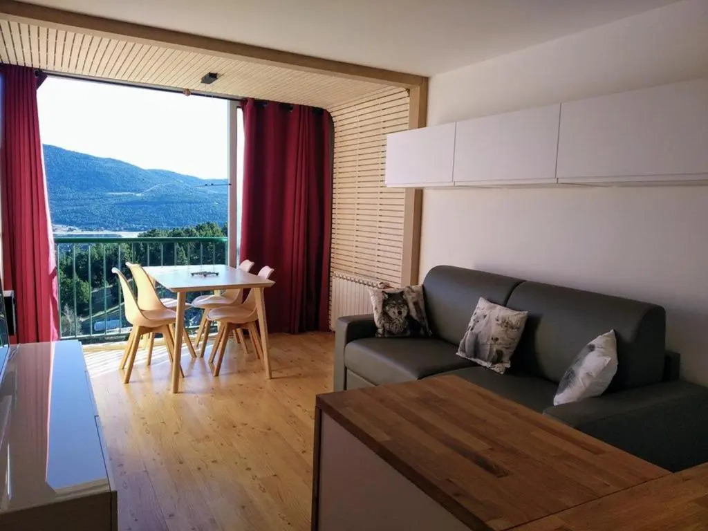 Appartement Les Angles, 2 pièces, 4 personnes - FR-1-593-44