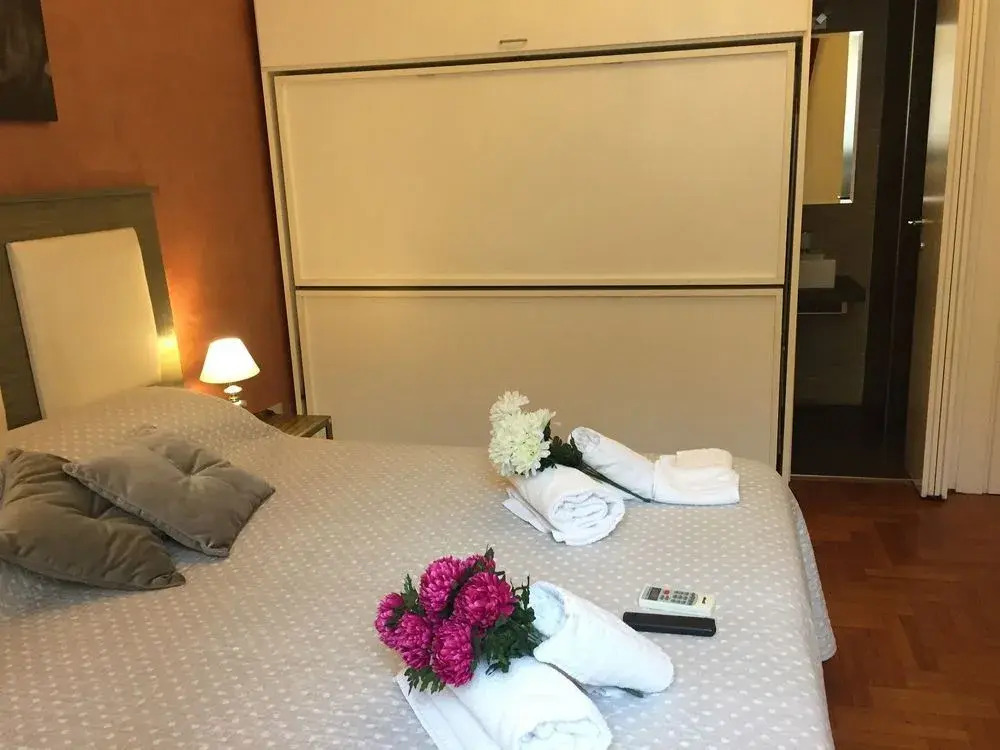 Elizabeth Rooms